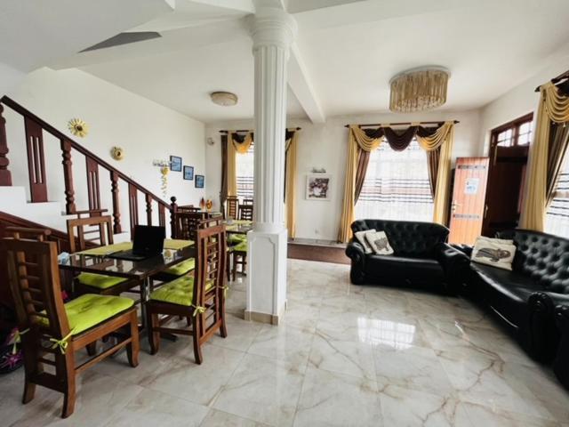 Thuring'S Holiday Bungalow Nuwara Eliya Exterior foto